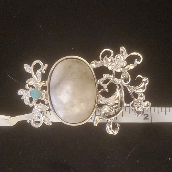 New Agate Silver Wrapped Flower Pendant Brooch. - Picture 8 of 9